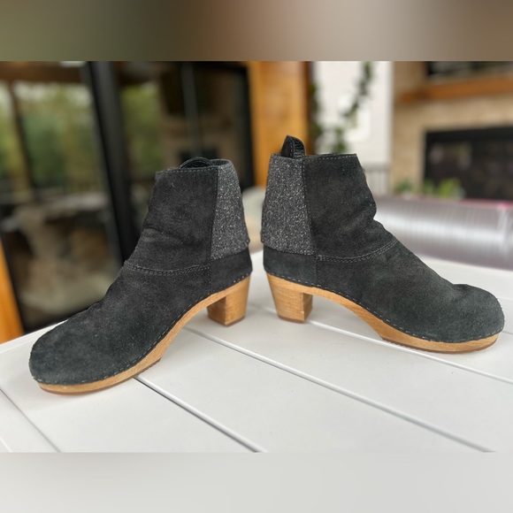 🅢🅐🅝🅘🅣🅐 Lilly Square Clog Boot - Picture 6 of 8